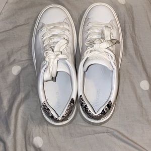 Vince Rhea white sneakers size 9
